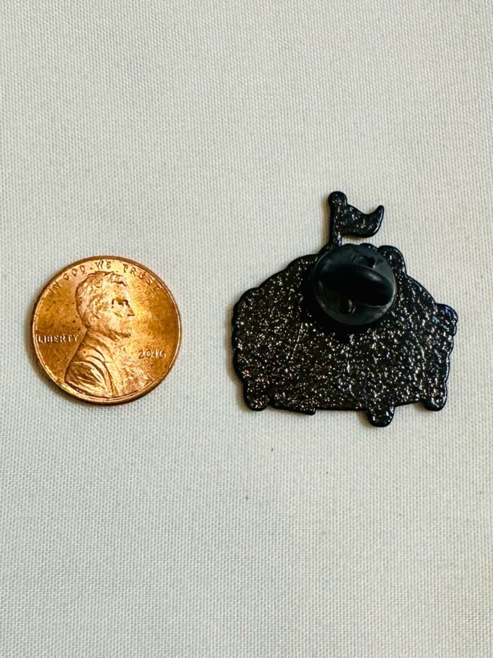 Cheeseburger Car Pin - Picture 3 of 3